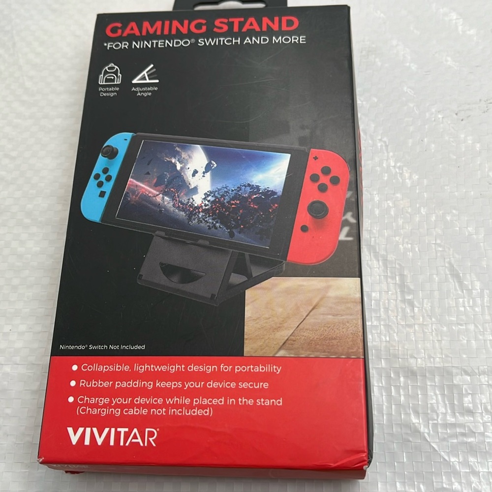 Vivitar Gaming Stand
Color Red Blue